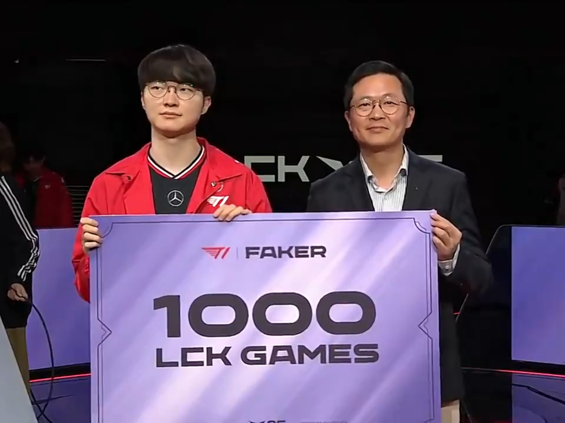 关于Faker在G2比赛中晋级，绝杀引发热议！的信息